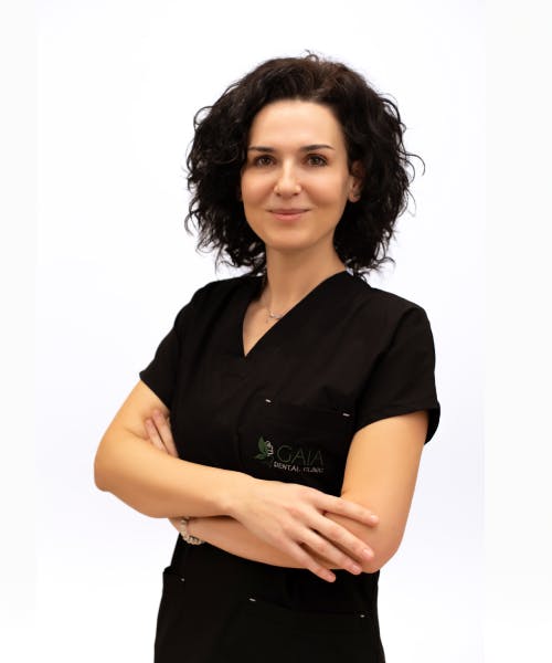 Gaia Clinic Head Surgeon Dr.Anisa Kurti